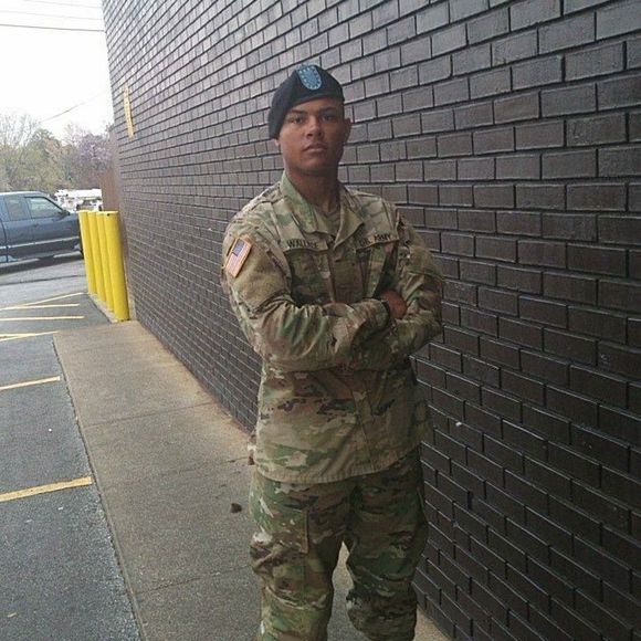 Meet your Posher, Alec - Picture 1 of 1